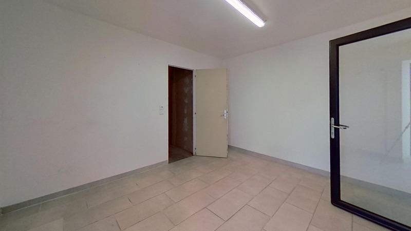 Bureau - 1 560 m² - 18 pièces