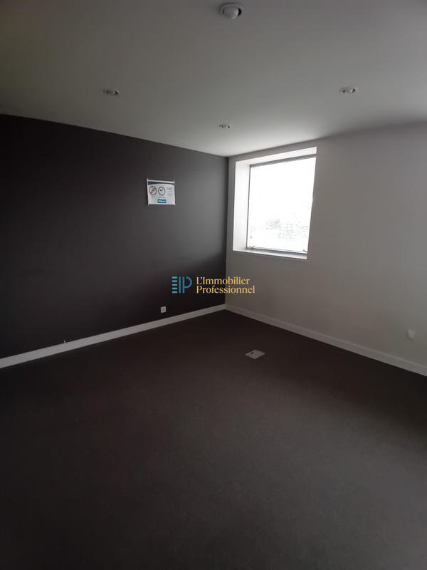 Bureau - 260 m² - 15 pièces