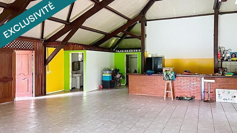 Maison - 273 m² - 6 pièces