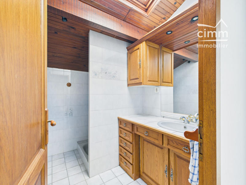 Maison - 174 m² - 6 pièces