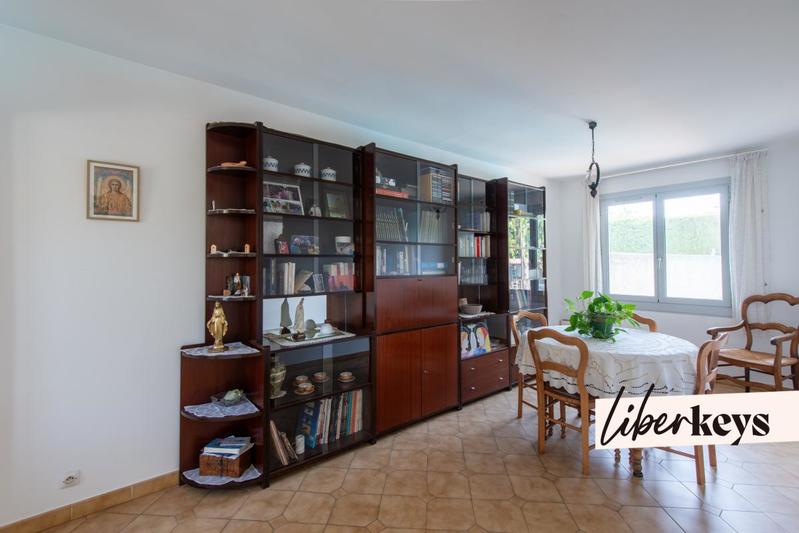 Maison - 137 m² - 6 pièces