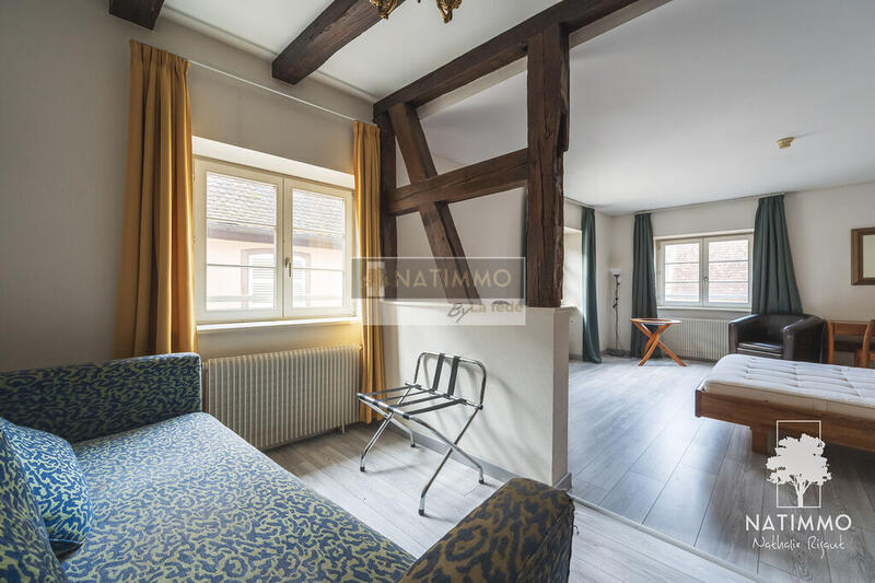 Bureau - 977 m² - 23 pièces