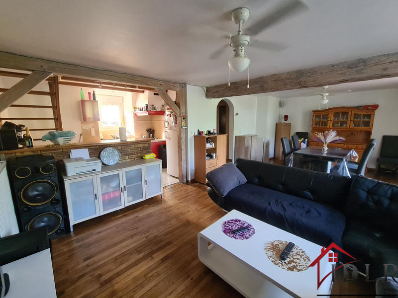 Maison - 92 m² - 5 pièces