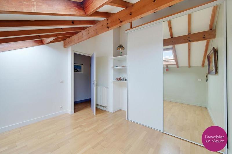 Appartement - 95 m² - 3 pièces