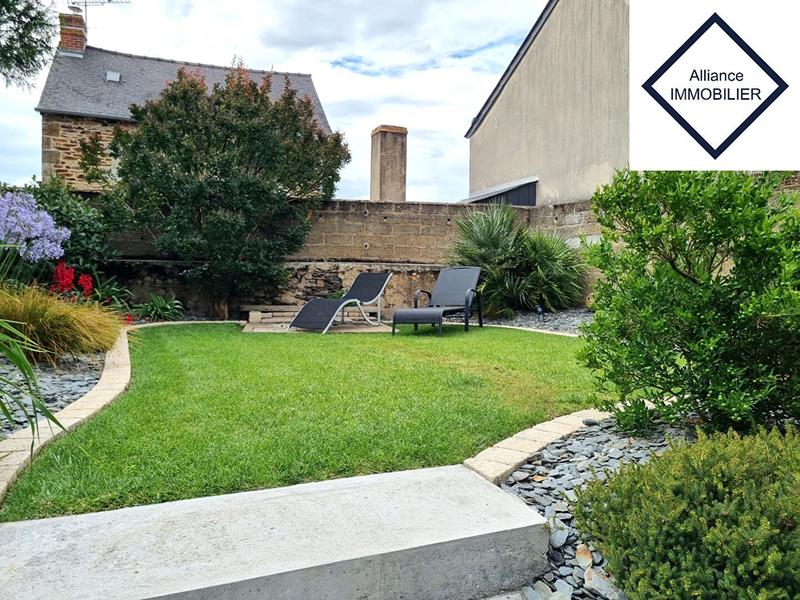 Maison - 198 m² - 6 pièces