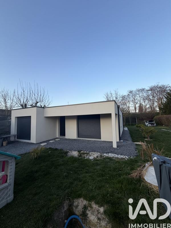 Maison - 93 m² - 4 pièces