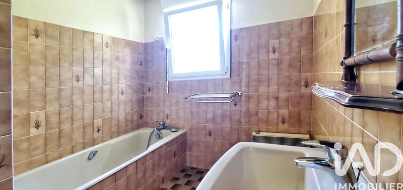 Maison - 123 m² - 8 pièces