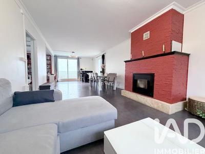 Maison - 220 m² - 10 pièces