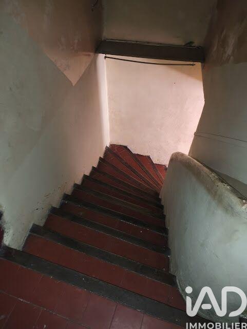 Maison - 230 m² - 7 pièces