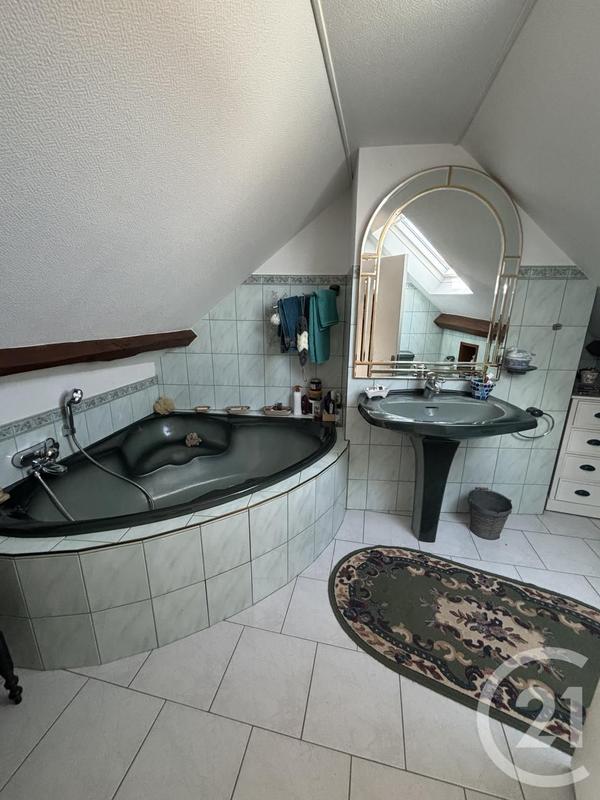 Maison - 149 m² - 4 pièces