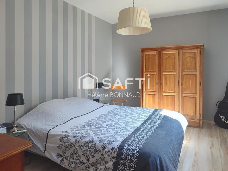 Maison - 170 m² - 7 pièces