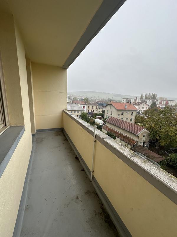 Appartement - 72 m² - 5 pièces