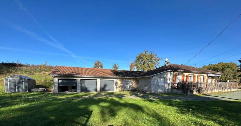 Maison - 150 m² - 9 pièces