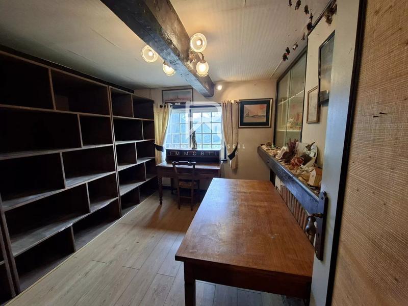 Maison - 140 m² - 7 pièces