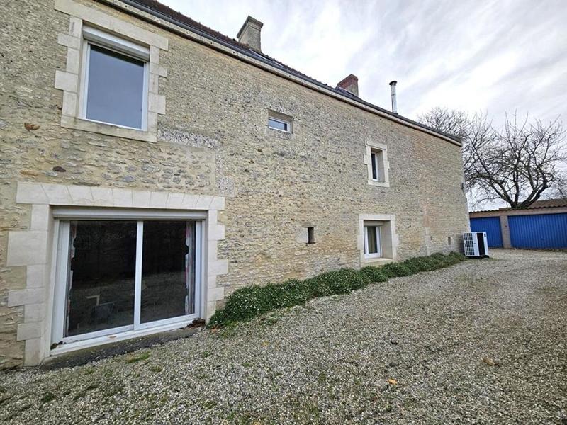 Maison en pierre - 160 m² - 8 pièces