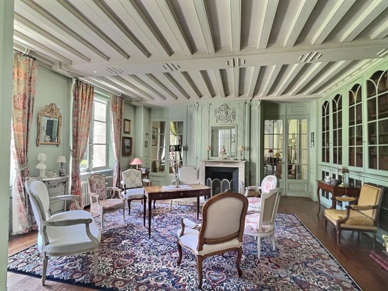 Château - 926 m² - 25 pièces