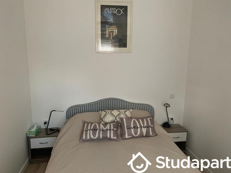 Chambre - 9 m² - 1 pièce