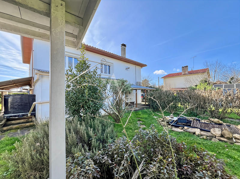 Maison - 87 m² - 5 pièces