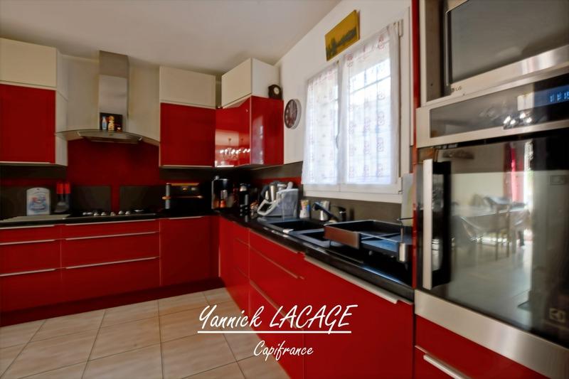 Maison - 88 m² - 4 pièces