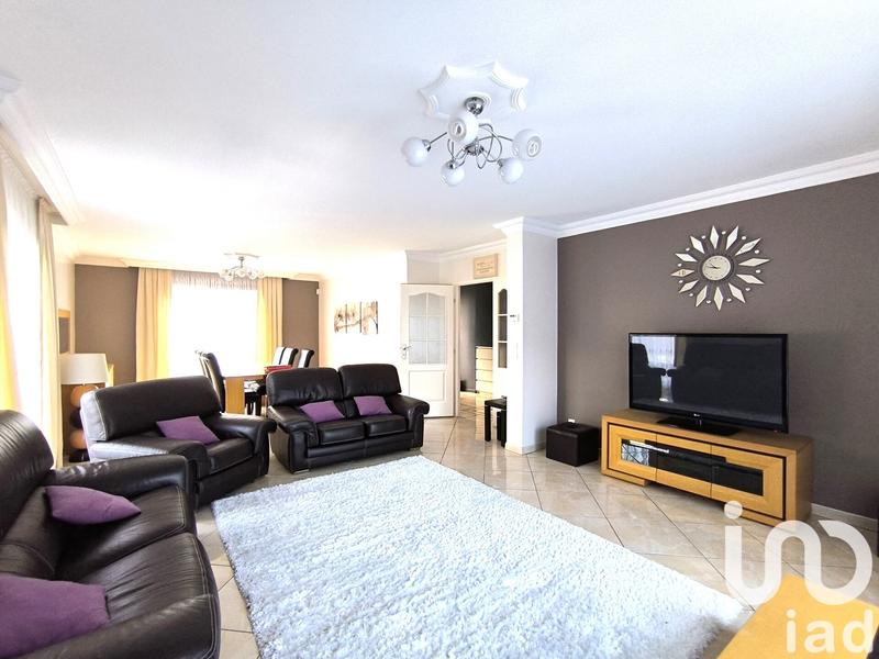 Maison - 137 m² - 5 pièces