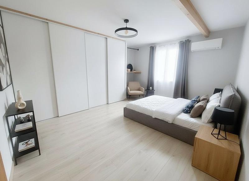 Maison - 161 m² - 7 pièces