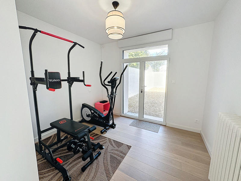 Maison - 131 m² - 8 pièces