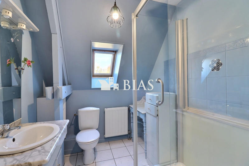 Maison - 106 m² - 5 pièces