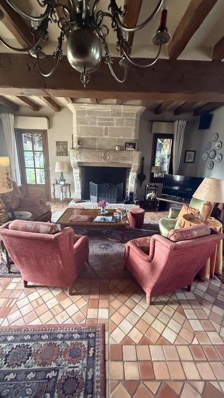 Maison traditionnelle - 178 m² - 7 pièces