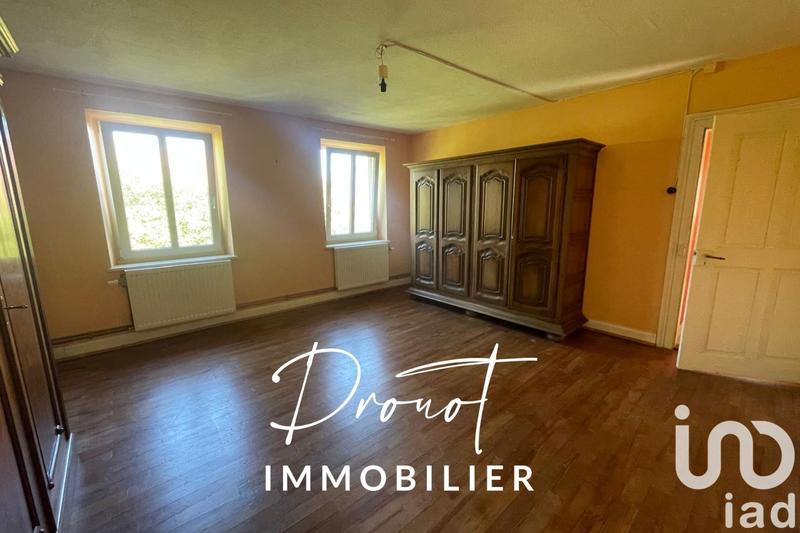 Maison - 238 m² - 9 pièces