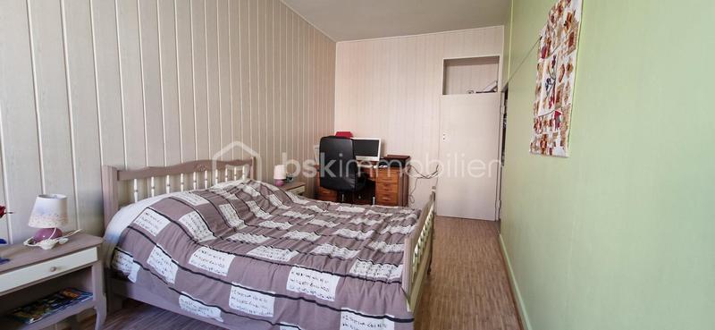 Maison de ville - 211 m² - 9 pièces