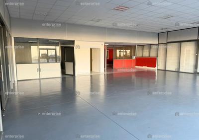 Local d'activité / Entrepôt - 550 m²