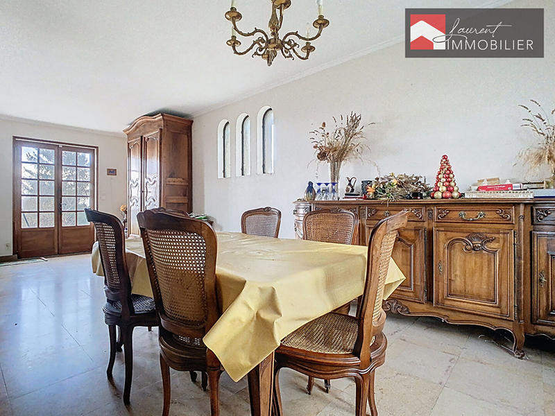 Maison - 200 m² - 6 pièces