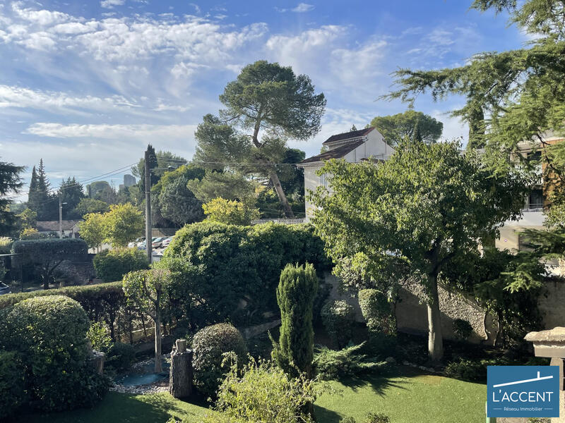 Villa - 239 m² - 7 pièces