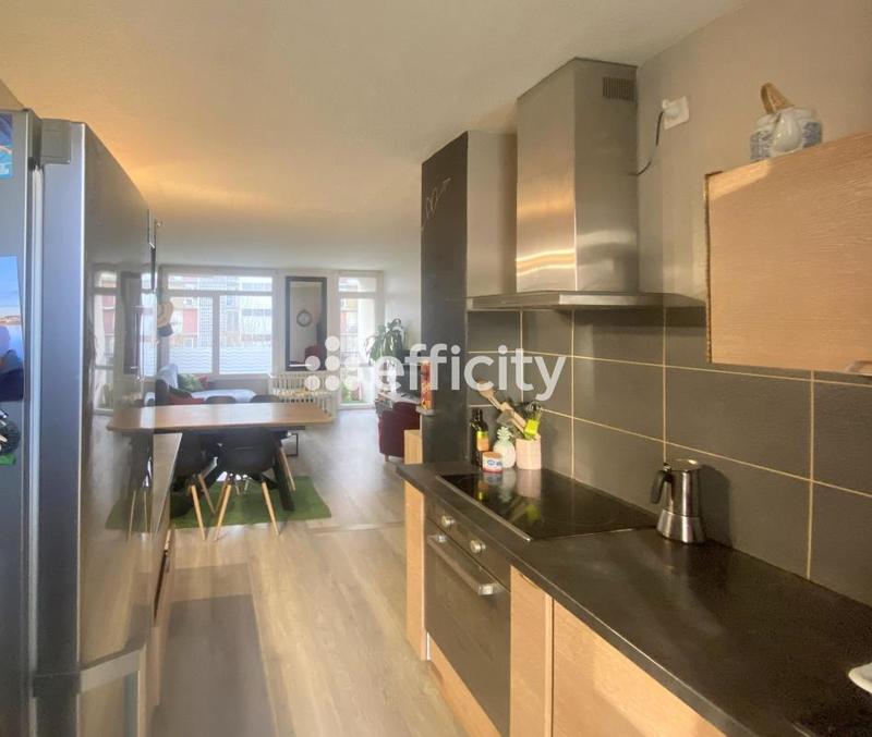 Appartement - 60 m² - 4 pièces