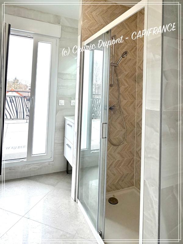 Appartement - 100 m² - 4 pièces