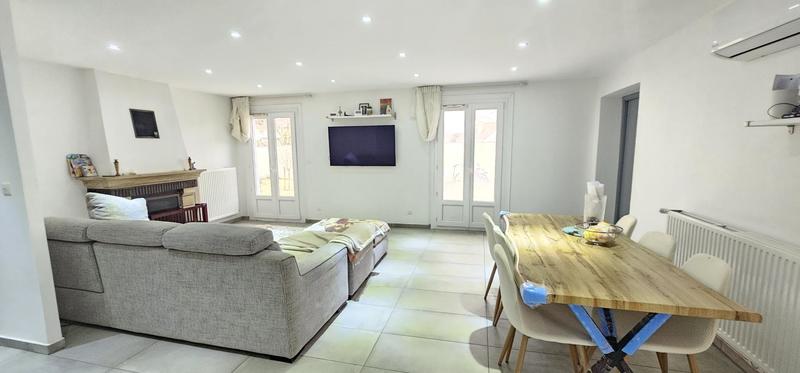 Maison - 110 m² - 5 pièces