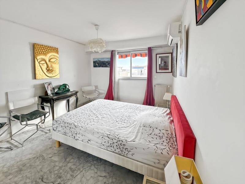 Appartement - 79 m² - 3 pièces