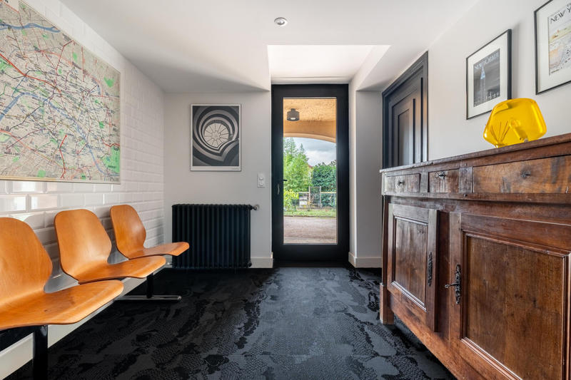 Propriété - 206 m² - 7 pièces