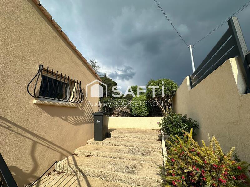 Maison - 182 m² - 8 pièces