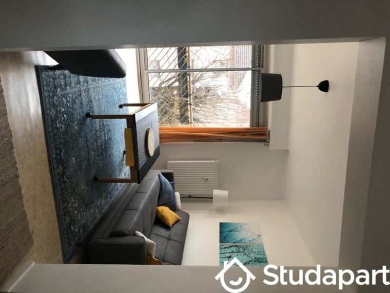 Chambre - 9 m² - 1 pièce