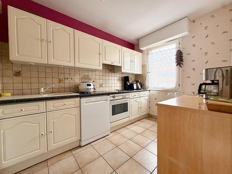 Appartement - 100 m² - 5 pièces