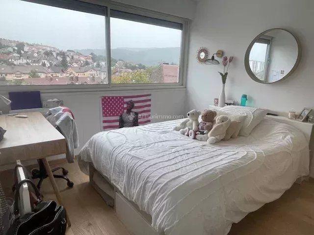 Appartement - 83 m² - 3 pièces