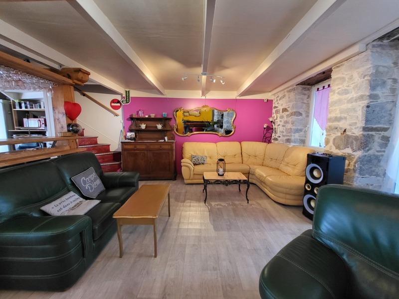 Maison - 110 m² - 7 pièces