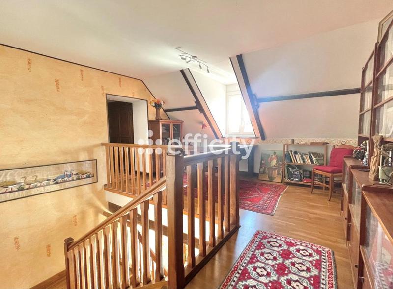 Maison - 400 m² - 10 pièces