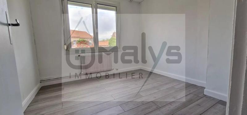 Maison - 91 m² - 4 pièces