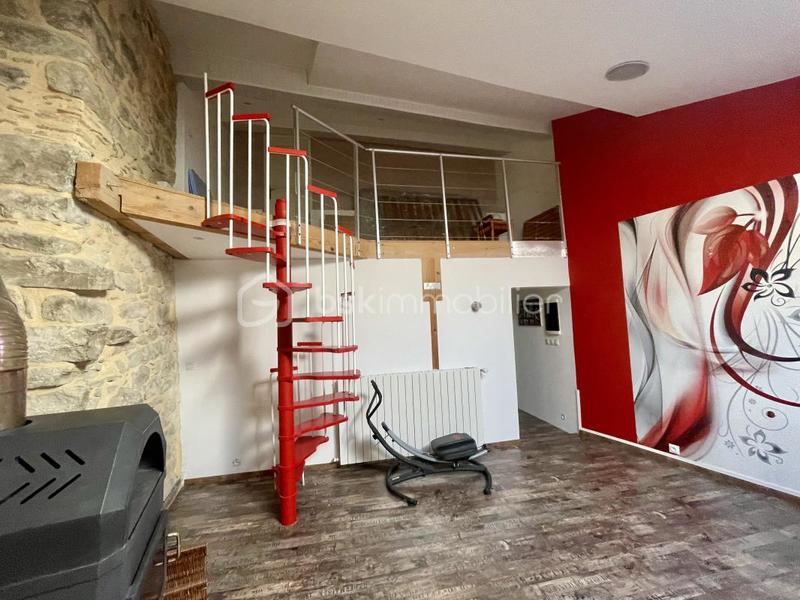 Maison de village - 245 m² - 9 pièces