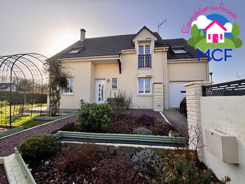 Maison traditionnelle - 124 m² - 6 pièces