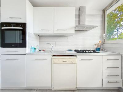 Appartement - 80 m² - 3 pièces