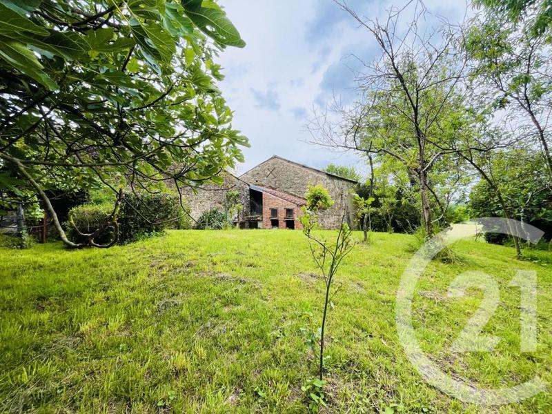 Grange - 108 m² - 1 pièce