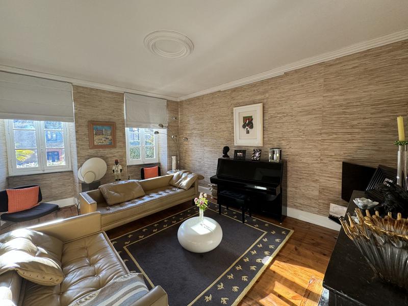 Maison ancienne - 265 m² - 8 pièces